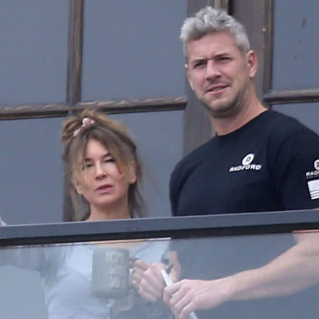 Renée Zellweger spotted at rumored boyfriend Ant Anstead’s beach house