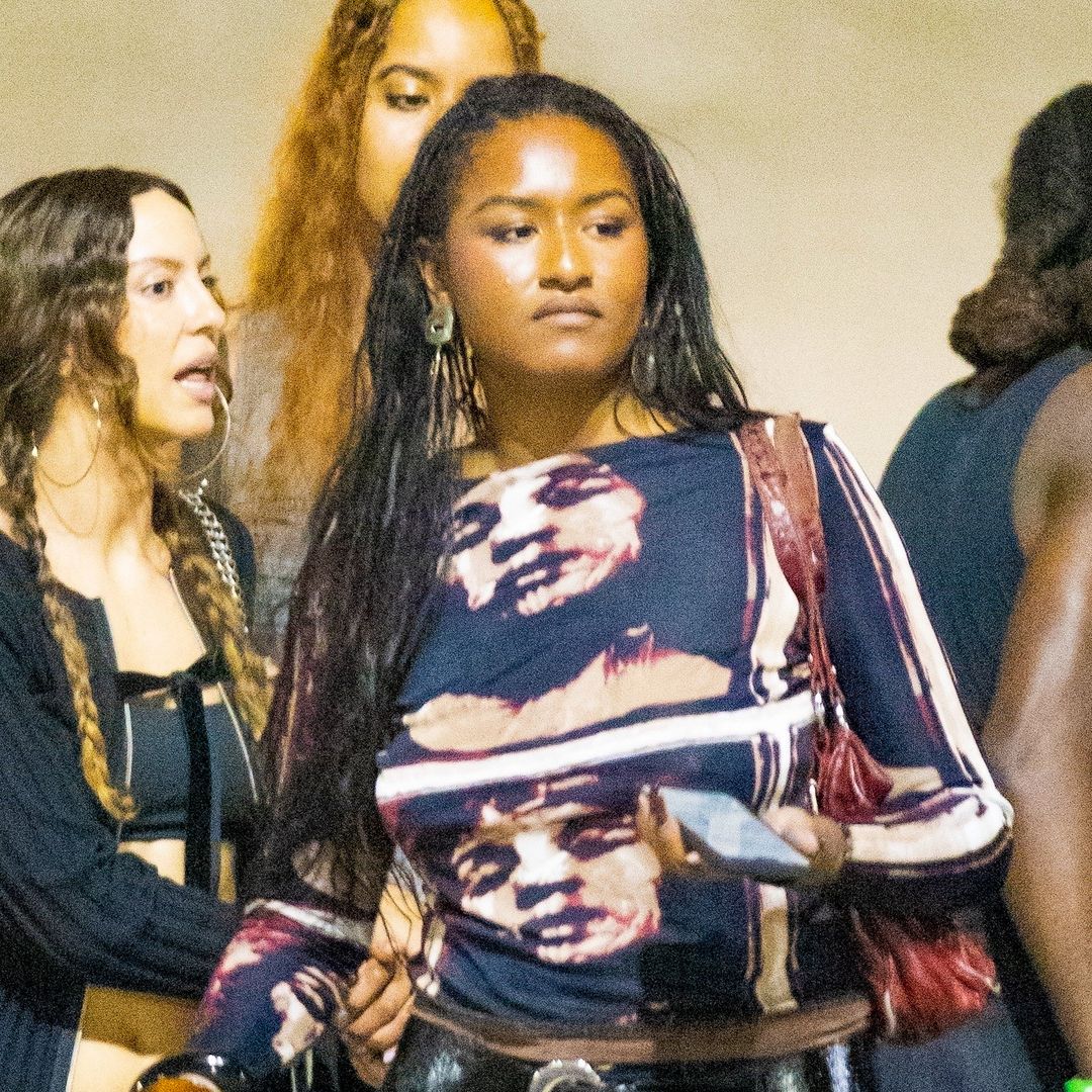 This Sasha Obama look has all of the key accessories of the early 2000's