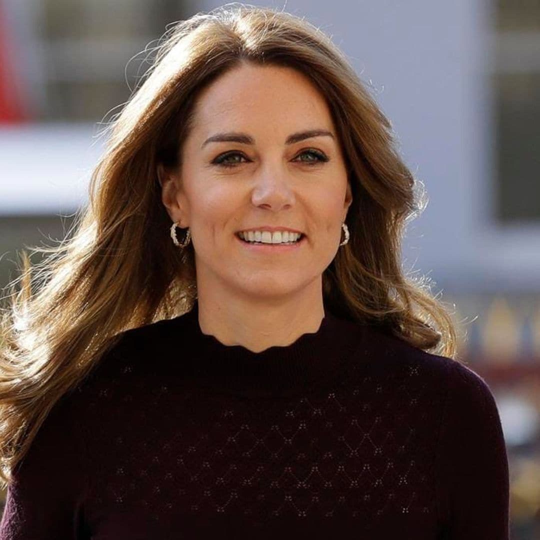 Kate Middleton rocks the perfect plum accessory and you can too for a fraction of the cost