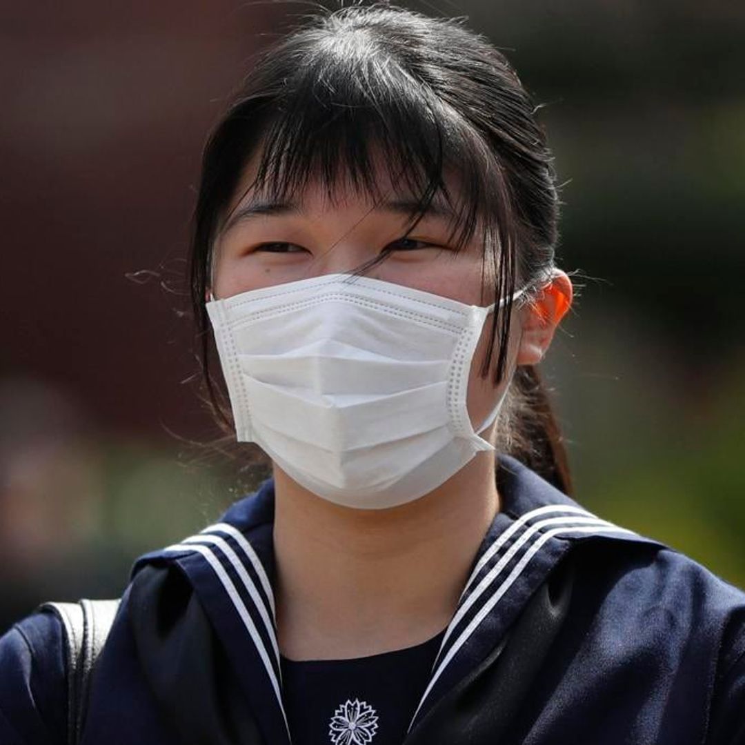 Princess wears face mask to her graduation amid coronavirus outbreak