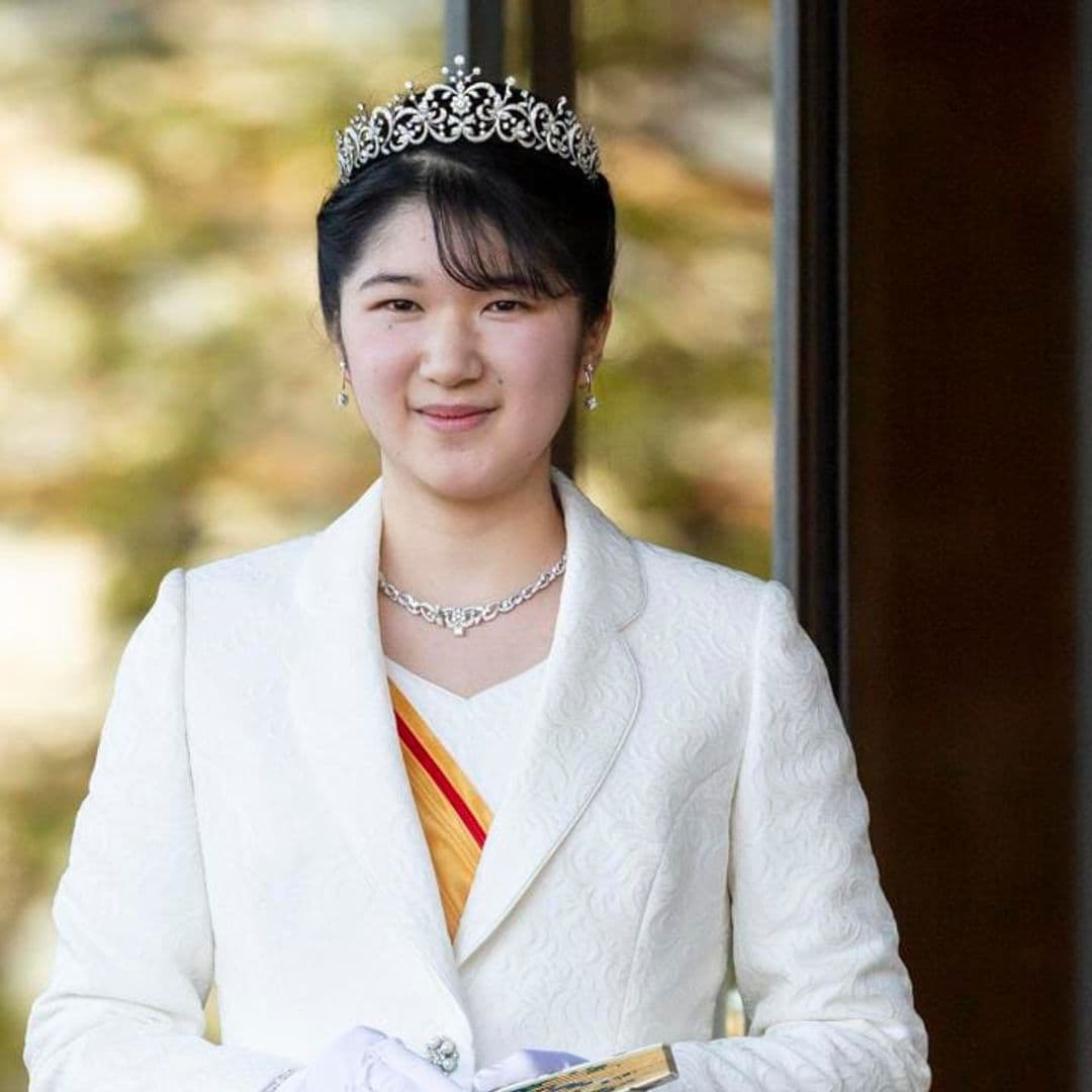 Princess Aiko wishes happiness for former Princess Mako