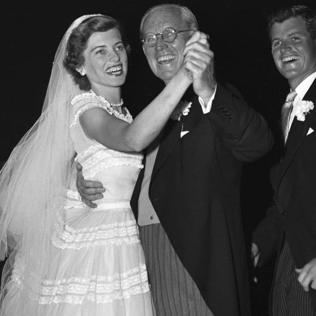 JFK’s grandniece wears grandmother Eunice Kennedy’s wedding dress