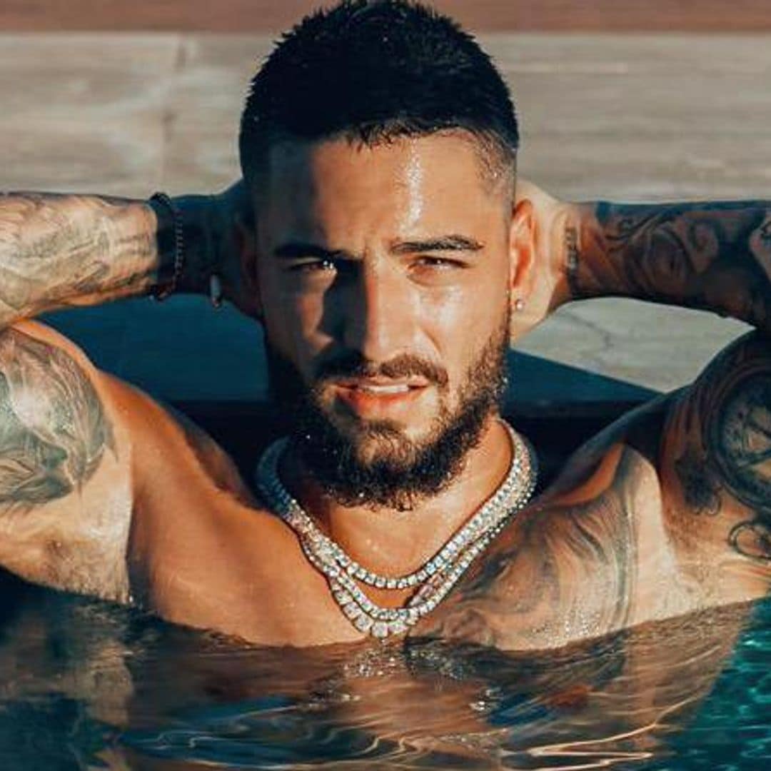 Maluma shows off body (and tattoos) while vacationing with girlfriend