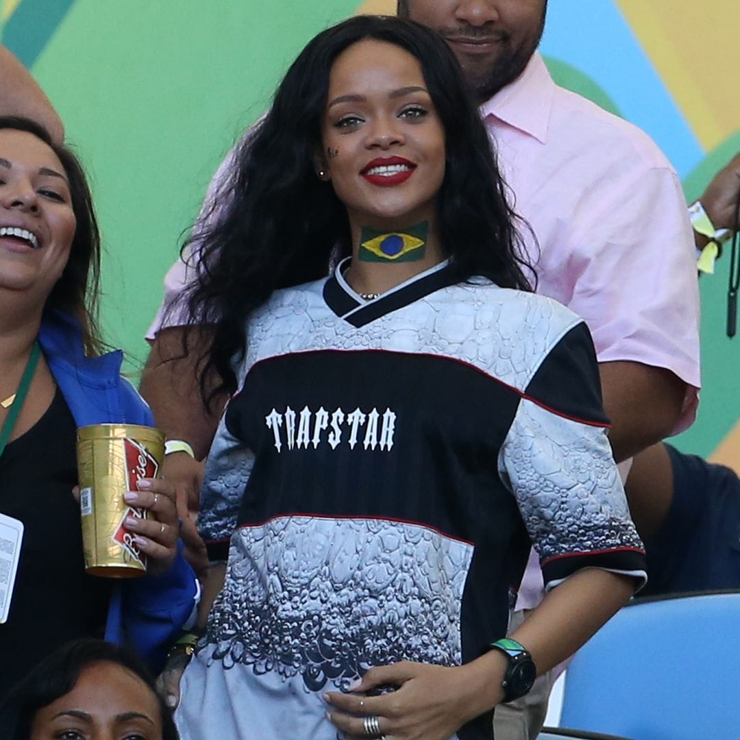 Rihanna's lookalike is Latina! Even the singer reacted by asking her to drop an album