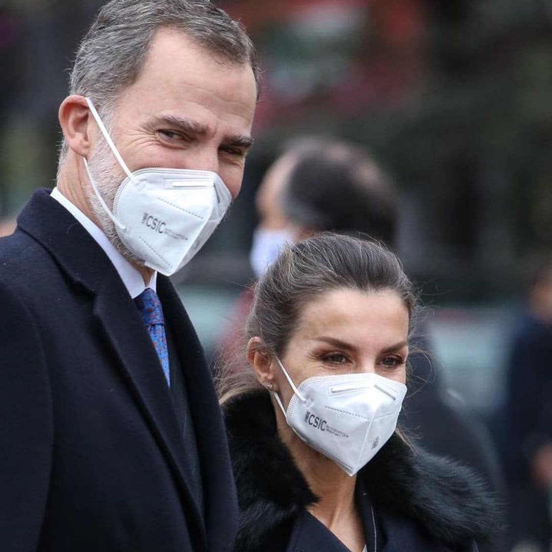 Queen Letizia and King Felipe honor fallen healthcare workers