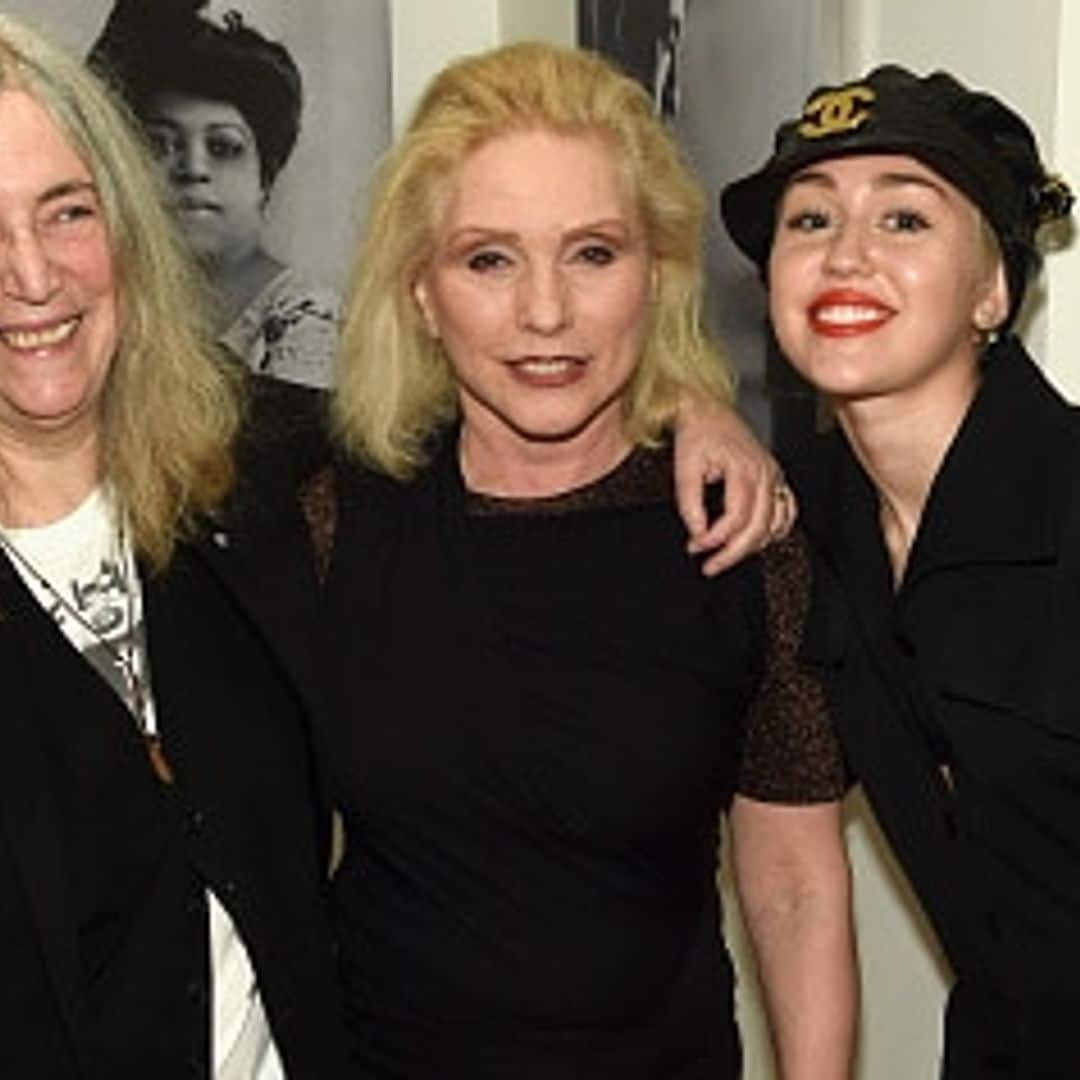 Miley Cyrus sings with music legends Patti Smith and Debbie Harry