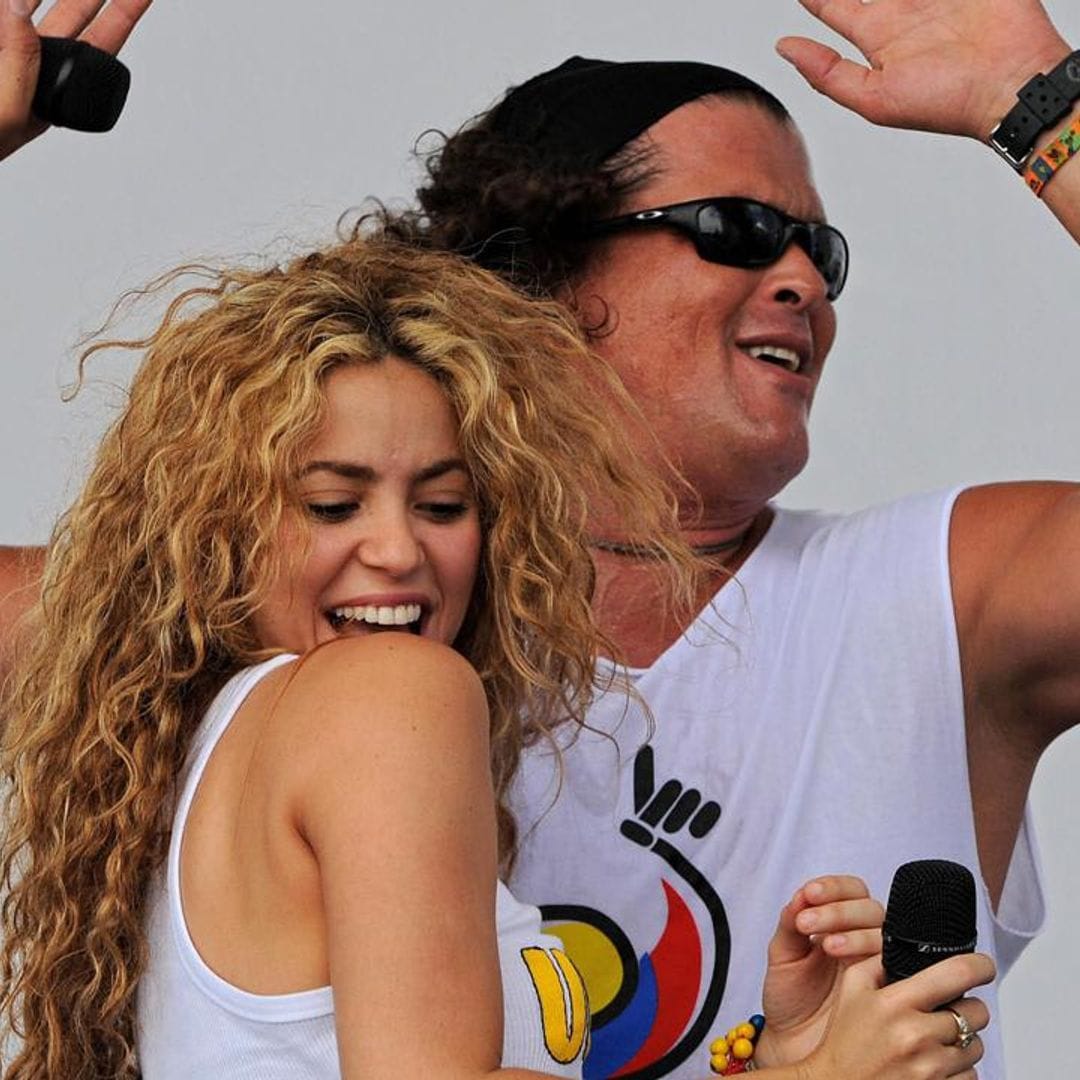 Carlos Vives supports Shakira by changing the lyrics of ‘La Bicleta’