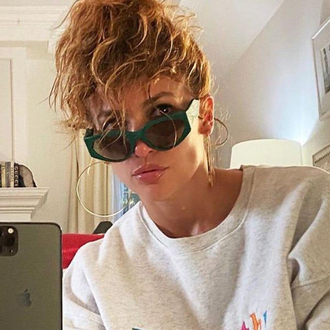 JLo’s nightstand is the ultimate life hack