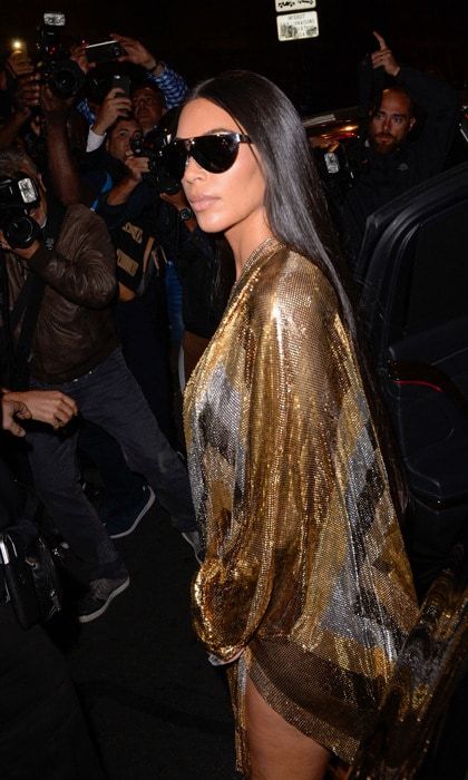 Kim Kardashian Robbed At Gunpoint In Paris Reunites With Kanye West Stateside