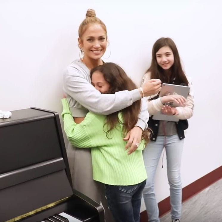 Jennifer Lopez's kids Max and Emme watch 'Selena' for the first time: Their  surprising reaction