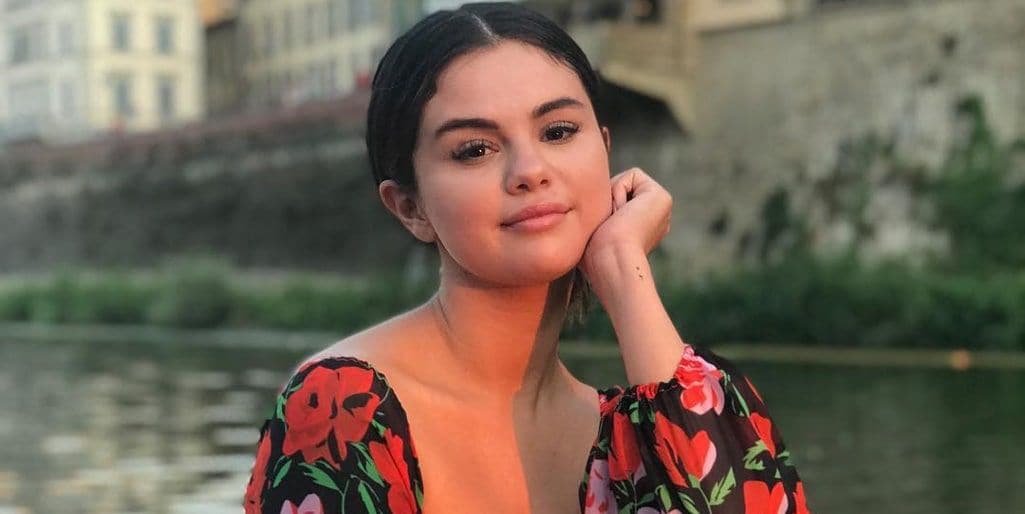 Selena Gomez shares new pictures from her lovely trip in Italy