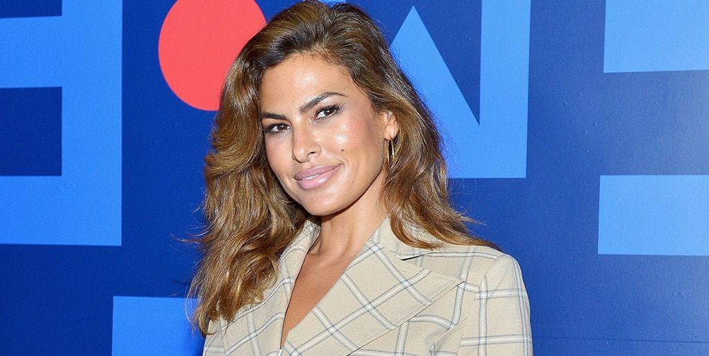 Eva Mendes looks like she hasn't aged in vintage photo