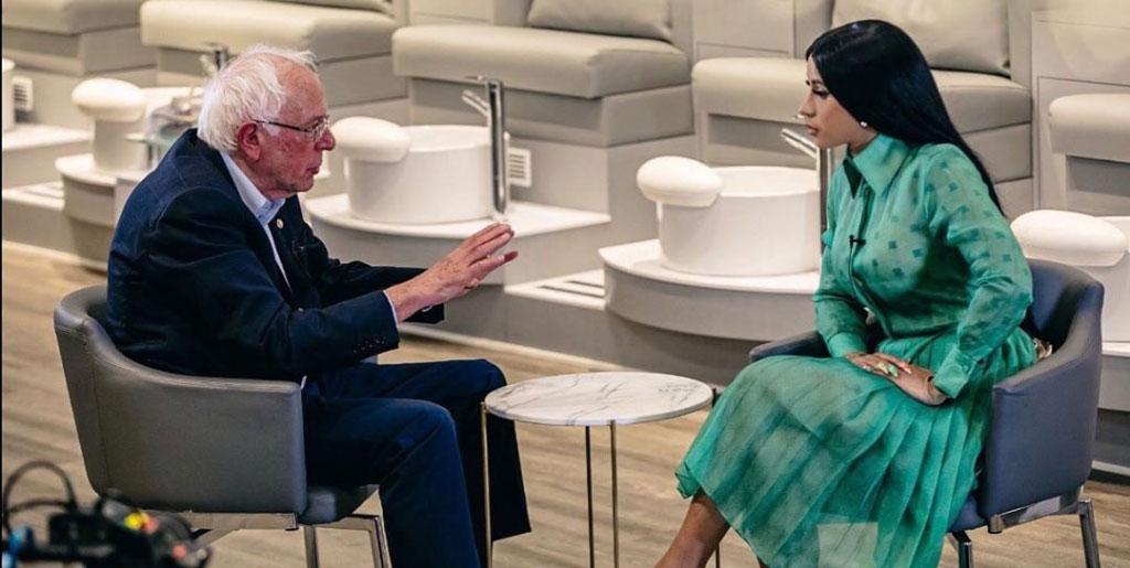 Cardi B Conversa Con Bernie Sanders Sobre Dinero - Foto 1