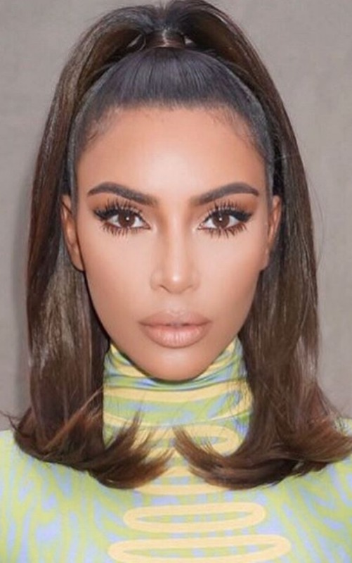 Kim Kardashian o cómo llevar el peinado perfecto para el verano