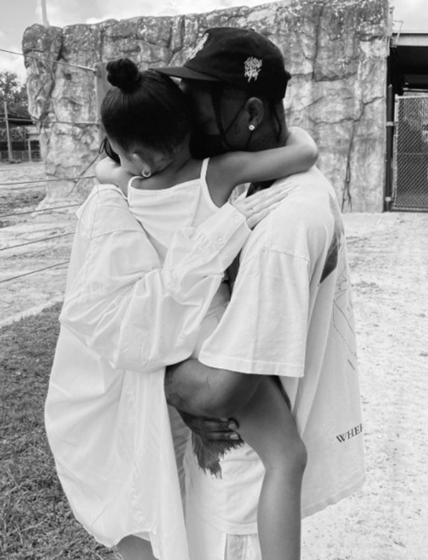 Kylie Jenner y Travis Scott