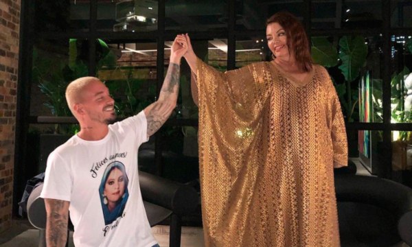 J Balvin y su mamá