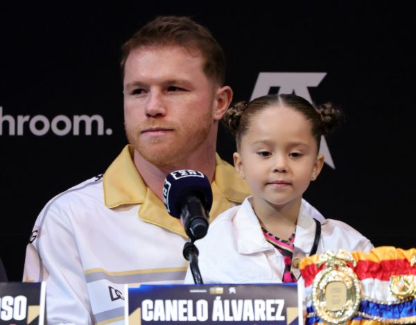 Saúl Canelo Álvarez y su hija Fer