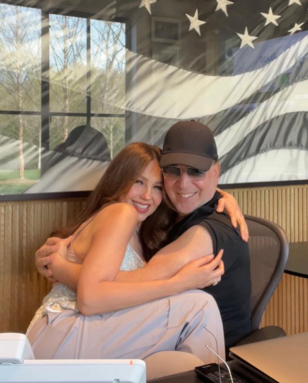 Thalia y Tommy Mottola