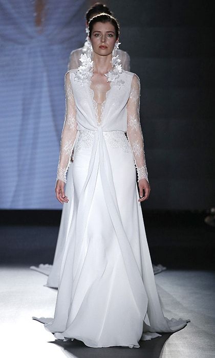 Barcelona Bridal Week: Long-sleeved wedding dresses like Kate Middleton ...