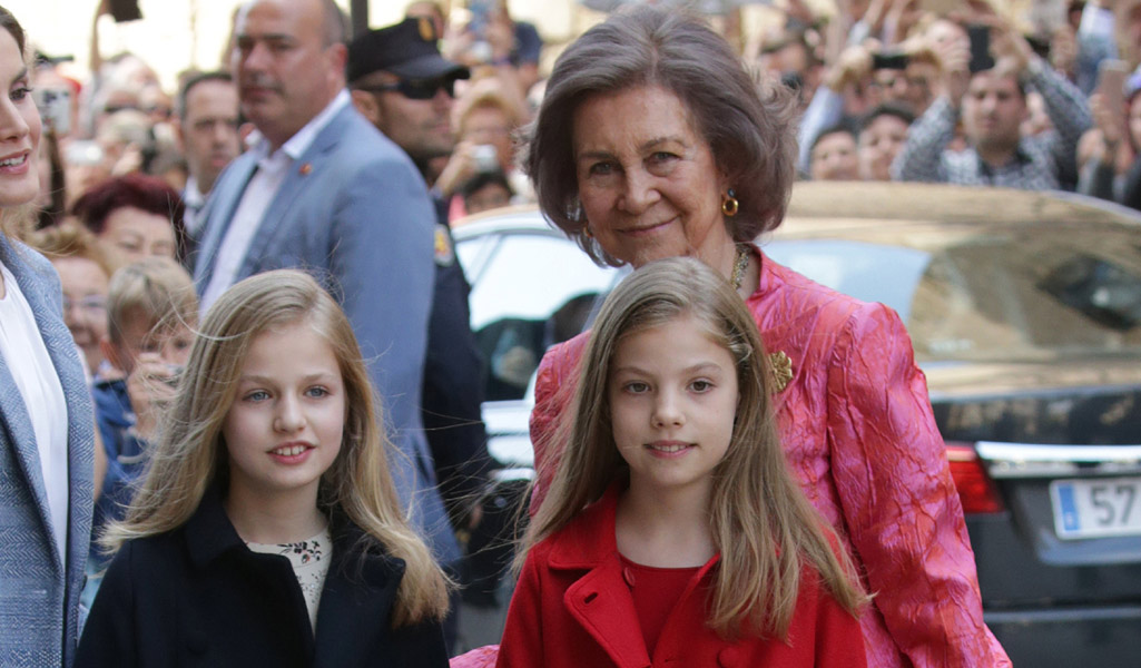 Los Momentos Más Emblemáticos Y Conmovedores De La Reina Sofía Junto A Sus Nietas Foto 1 5356