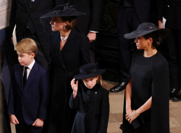 Kate, Charlotte, George y Meghan